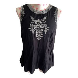 Jessica Simpson Black and White Embroidered Tank Top